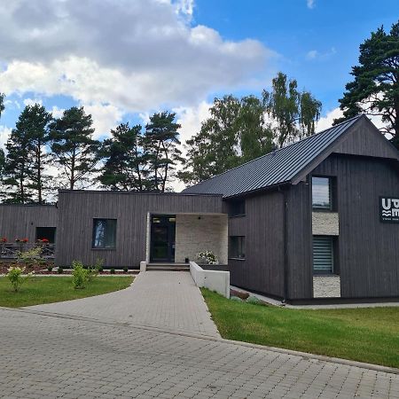 Viesu Nams Upe Hotell Roja Exteriör bild